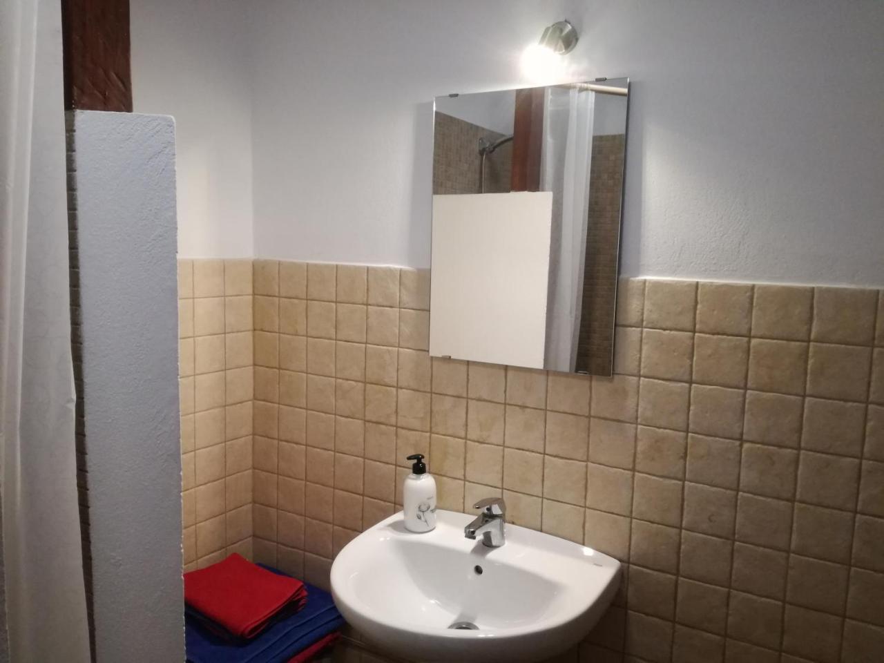 Surfhouse Hostel Famara เตกีเซ ภายนอก รูปภาพ