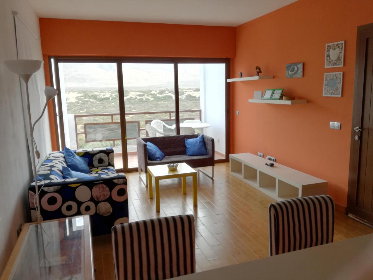 Surfhouse Hostel Famara เตกีเซ ภายนอก รูปภาพ